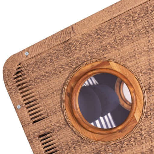 Detail Bullauge im PE-Geflecht walnut vom Strandkorb Trendy Trend 45, Dessin 743 blau weiß kariert