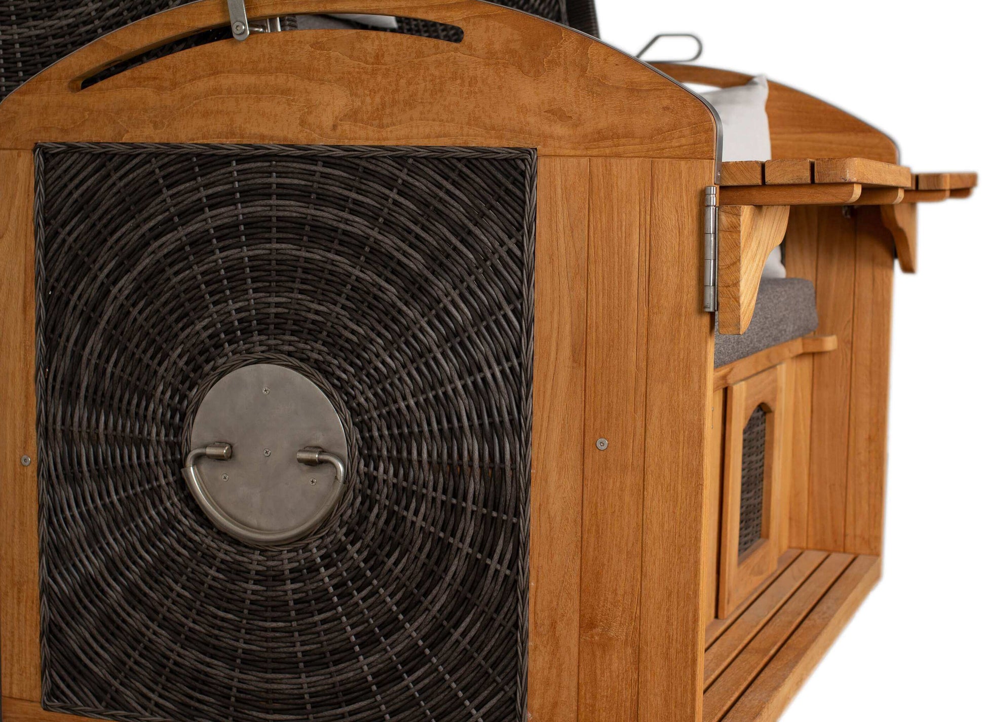 Strandkorb deVries Sailor PURE Teak XL stone-grey Seitenansicht mit Bullauge und geflochtenem PE-Geflecht in Dessin 252