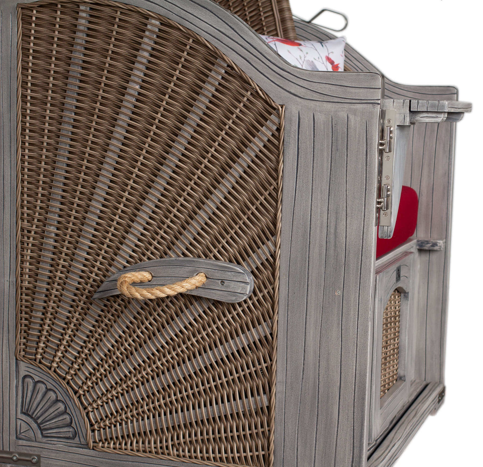 Strandkorb deVries PURE Seemöwe Vintage PE white kubu Seitenansicht mit Mahagoniholz grey washed und Taugriff, Detailaufnahme