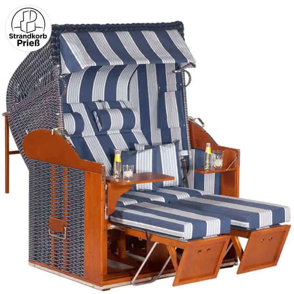Strandkorb Sonnenpartner Modell Classic blau mit weißen Nadelstreifen, Holzrahmen lasiert, inklusive Nackenrollen, Kissen und PE-Gleitern