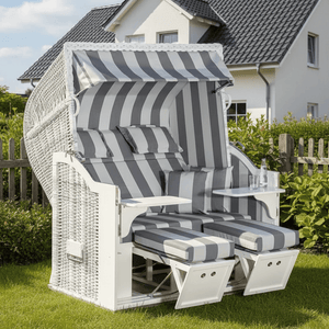 Strandkorb Sonnenpartner Classic 8106 white-washed PE-Geflecht mit grau-weißem Dessin 121, verstellbar, 2-Sitzer im Garten vor Haus