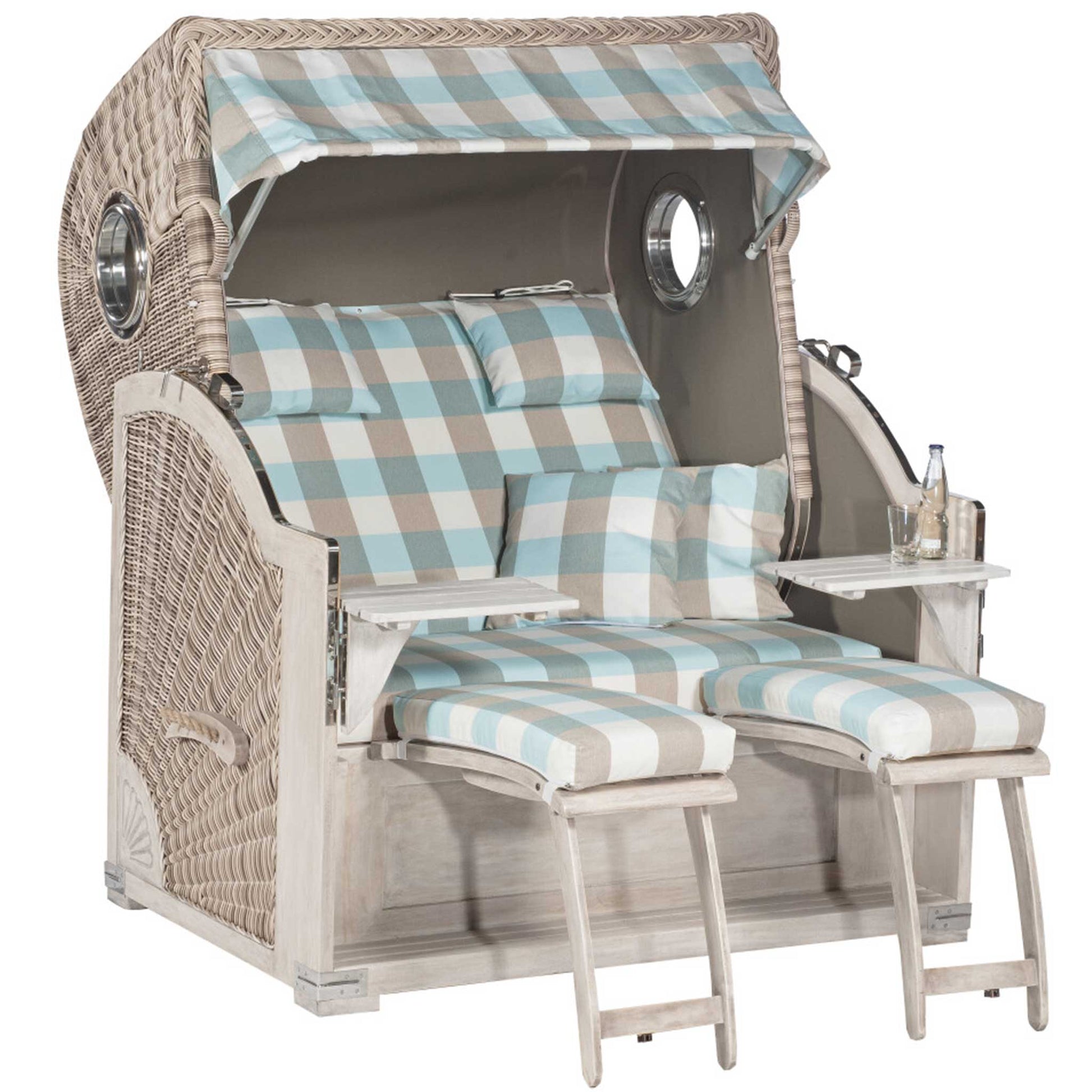 Strandkorb SunnySmart Rustikal 500 Plus Comfort mit Bullaugen, Mahagoni-Holz smoke-white und antik-weißem PE-Geflecht.