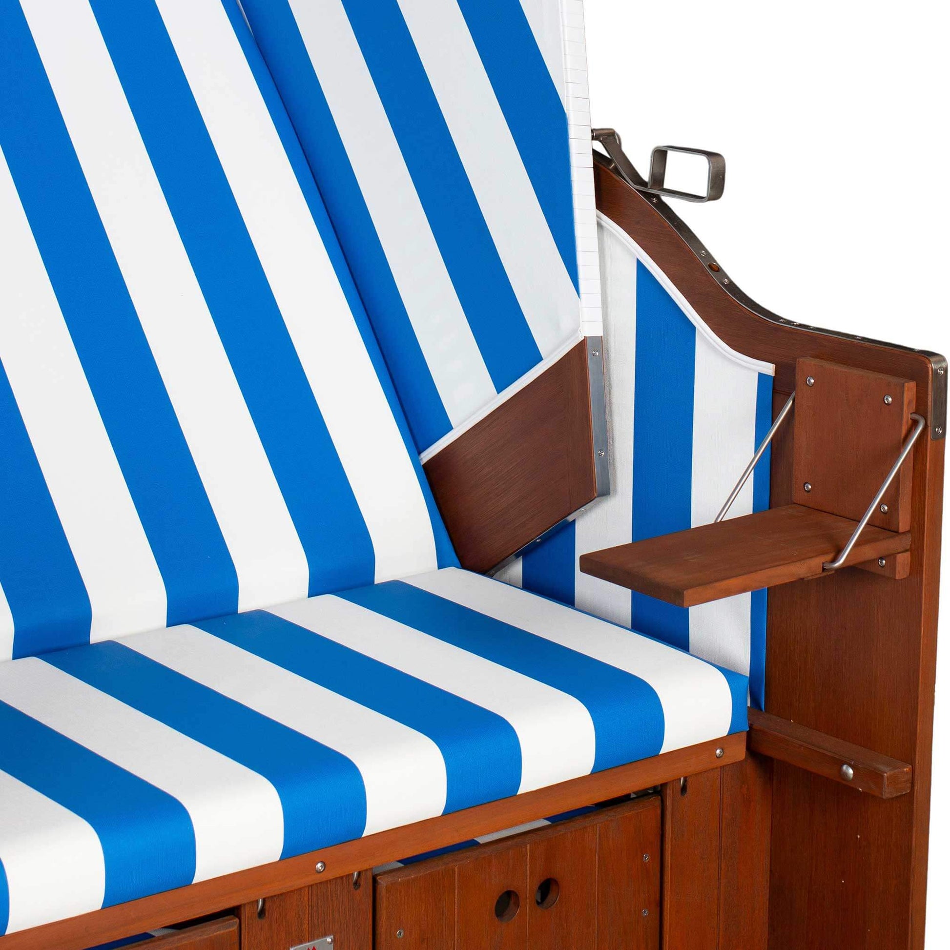 Strandkorb Profi Ostsee Poel Mahagoniholz mit blau-weiss gestreifter PVC-Polsterung und klappbarer Seitenablage, Detailansicht