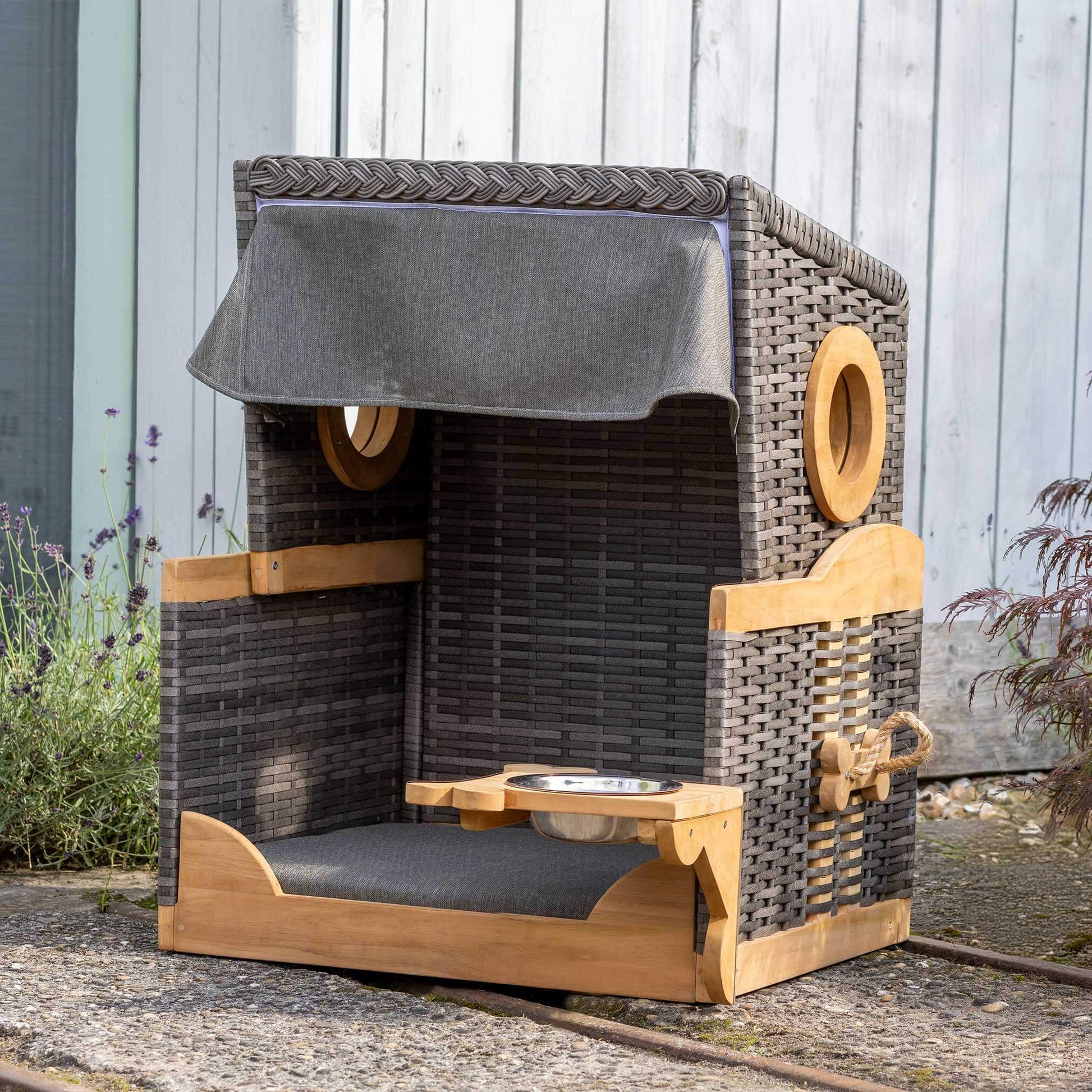 deVries Hundestrandkorb Knochenfinder in stone grey mit Kissen und Futterstation für Hunde