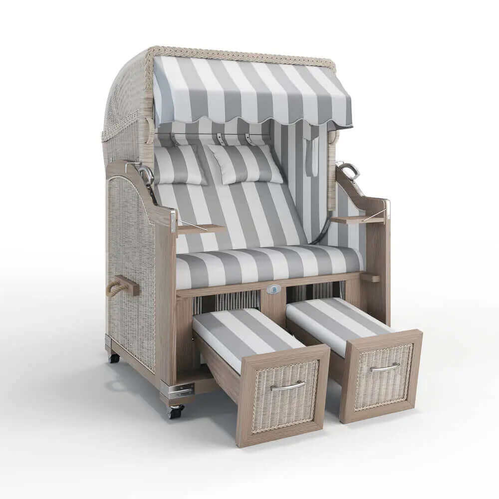 Strandkorb Landhaus Sylt Teak Vintage 120 cm, Rattangeflecht white washed, PVC-Stoff abwaschbar, Dessin grau weiss 40008 - Strandkorb Fachhandel Prieß