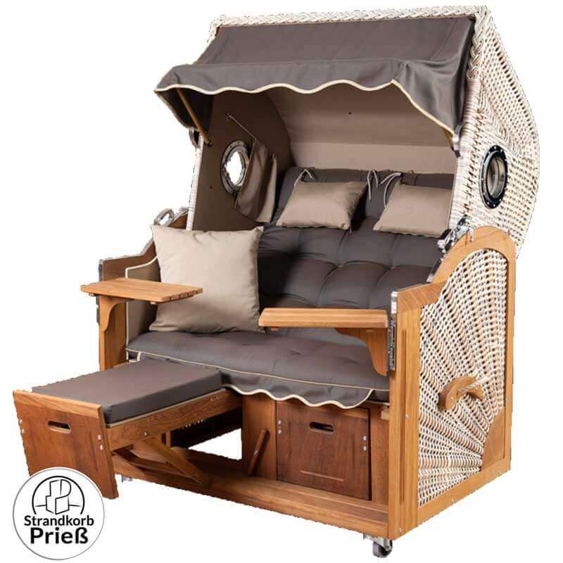 Strandkorb Prieß Modell Meister aus Iroko Holz mit PE-Geflecht taupe und verstellbarer Fußablage