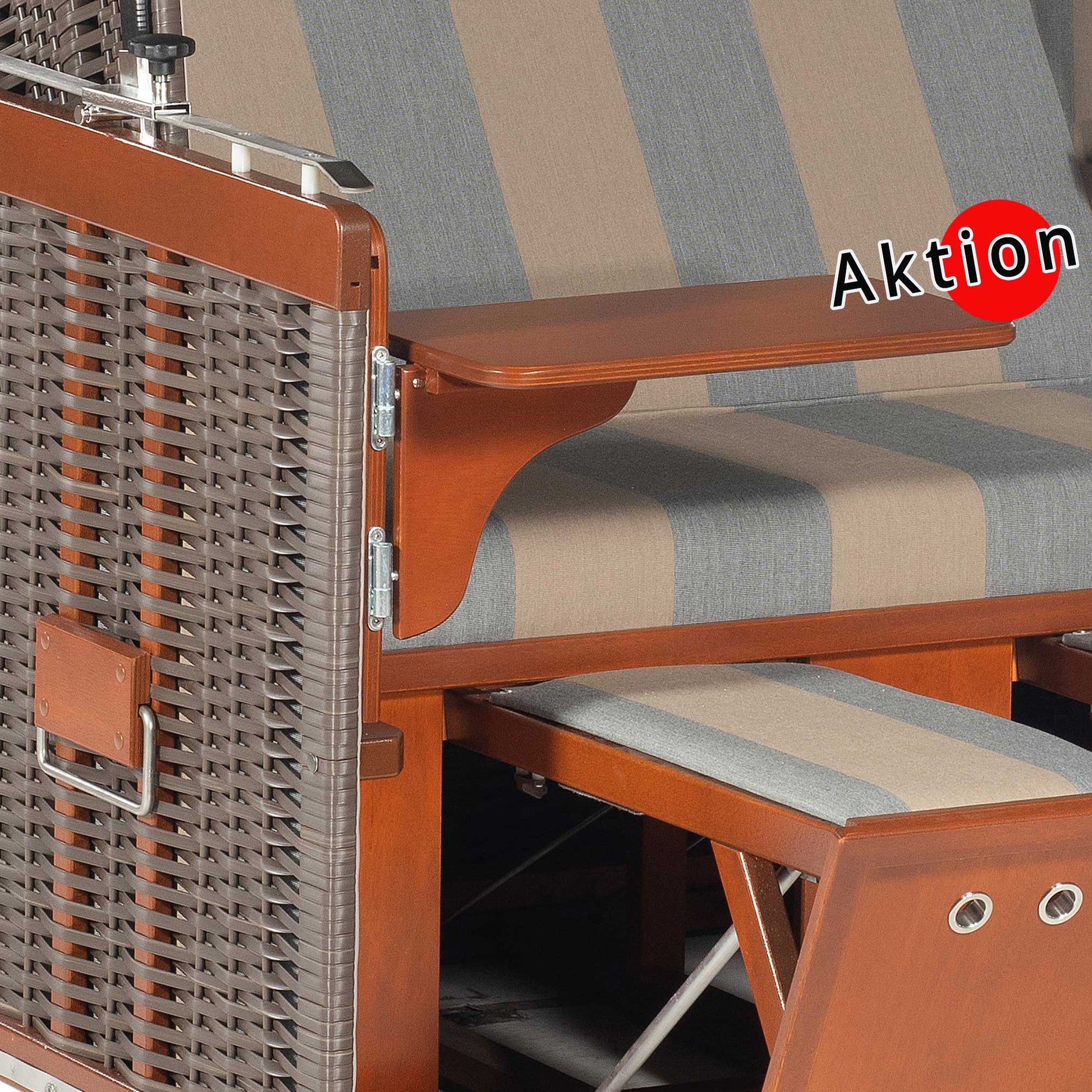 Strandkorb Sonnenpartner Modell Präsident 2-Sitzer mit Holzarmlehne und Rahmengestell in Cappuccino.