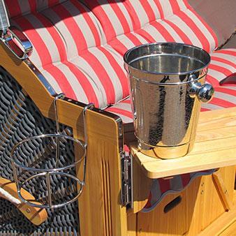Prieß Champagnerkühler mit Halter für Strandkorb, eleganter Champagnerkühler mit Verzierungen am Strandkorb.