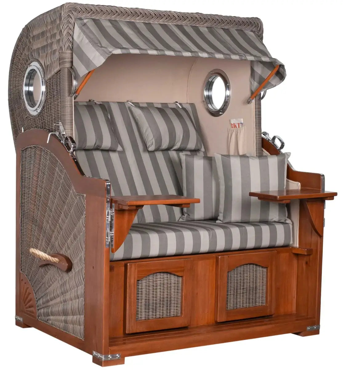 Strandkorb Mr. Deko Düne Bullaugen Mahagoni PE grey 2-Sitzer mit luxuriösem Design und komfortablen Kissen.