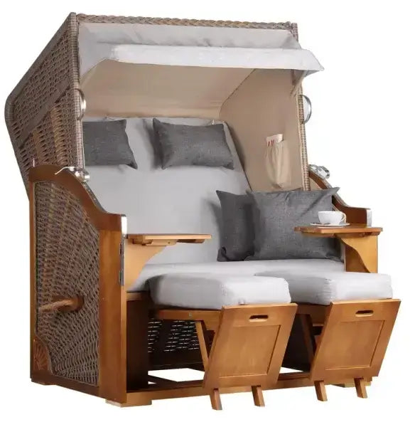 Strandkorb Schleswig Pinie Braun PE Mokka mit platzsparender Ausstattung und gemütlichen Kissen