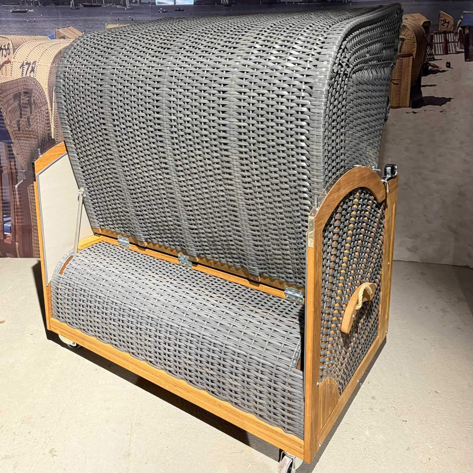 Strandkorb Prieß Modell Meister Holz Iroko Rückseite